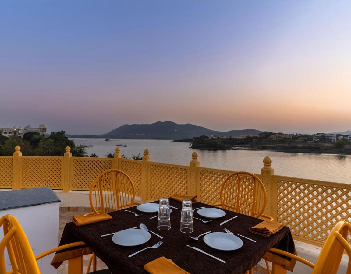 Haveli Jai Durga At Pichola Lake Hotel อุเดเปอร์ ภายนอก รูปภาพ