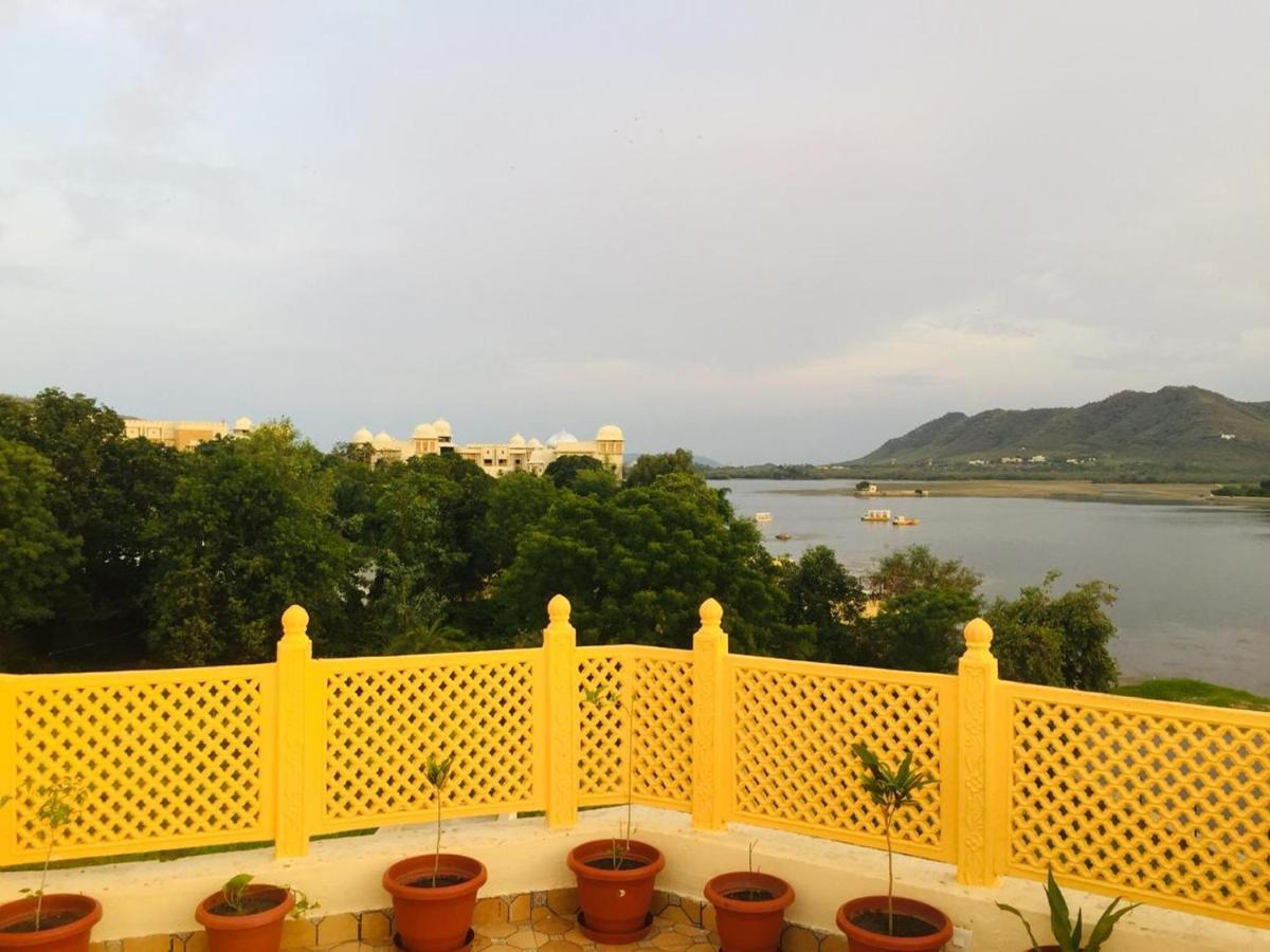 Haveli Jai Durga At Pichola Lake Hotel อุเดเปอร์ ภายนอก รูปภาพ