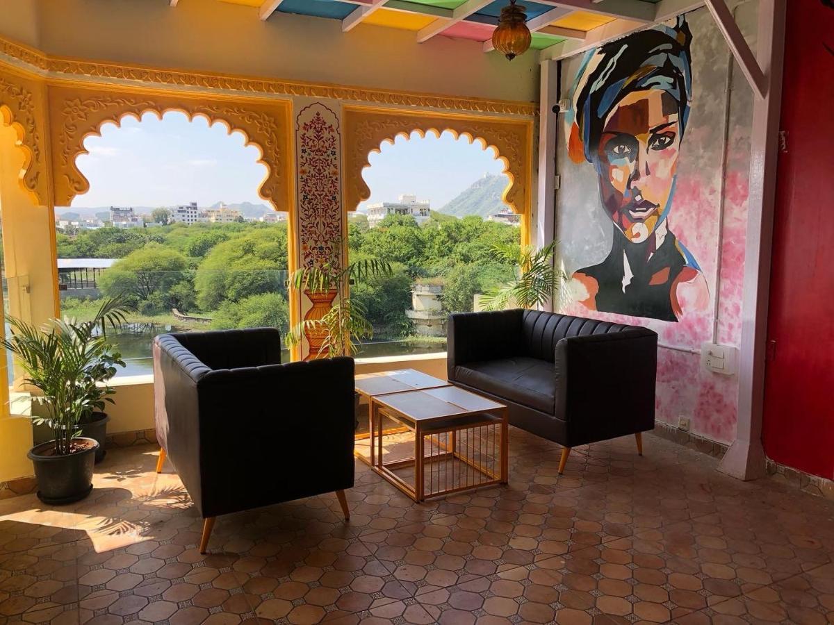 Haveli Jai Durga At Pichola Lake Hotel อุเดเปอร์ ภายนอก รูปภาพ